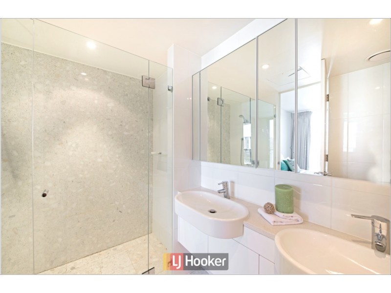 127/11 Trevillian Quay, Kingston ACT 2604