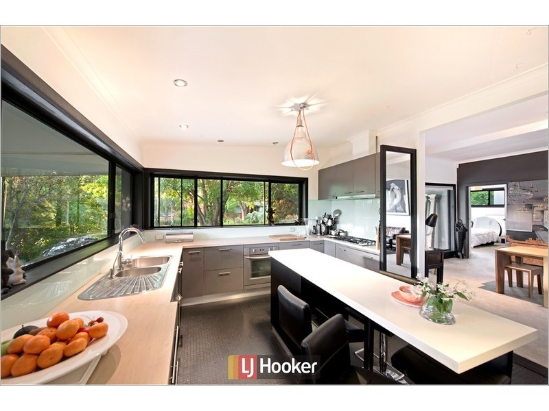 3 Newton Street, Hackett ACT 2602