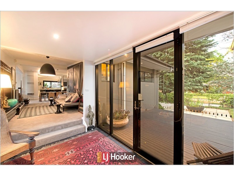 3 Newton Street, Hackett ACT 2602