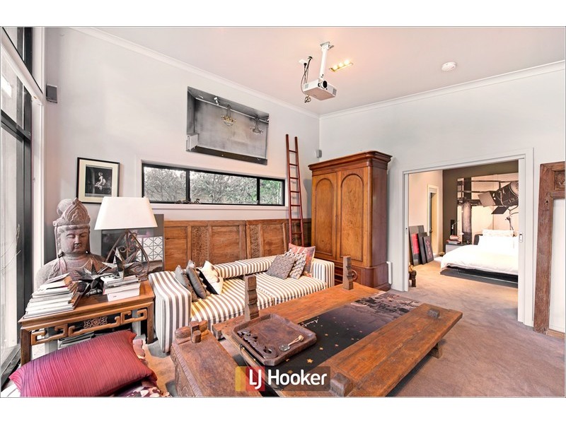 3 Newton Street, Hackett ACT 2602