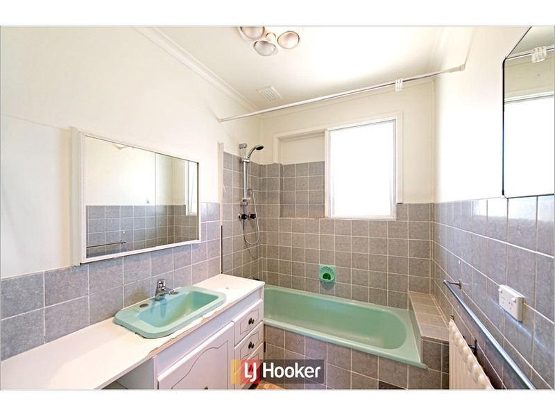 46 Simpson Street, Watson ACT 2602