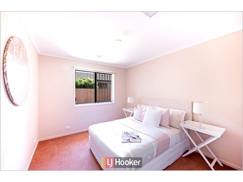 23 Fairlight Street, Dunlop ACT 2615