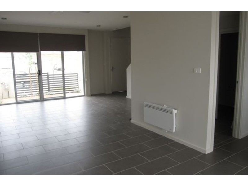 16 Redruth Street, Crace ACT 2911