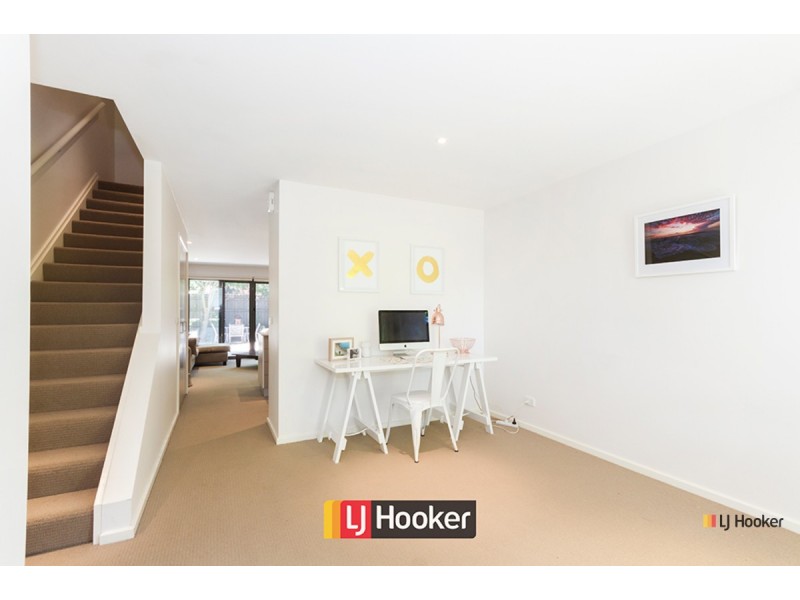 18/2 Archibald Street, Lyneham ACT 2602