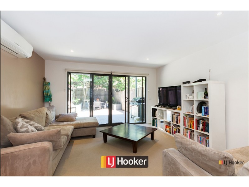 18/2 Archibald Street, Lyneham ACT 2602