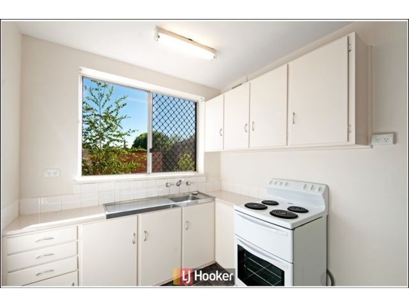 28/2-4 Clianthus Street, O’connor ACT 2602