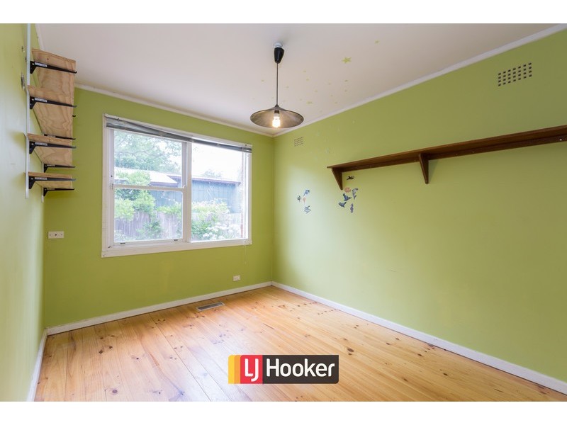 64 Piddington Street, Watson ACT 2602