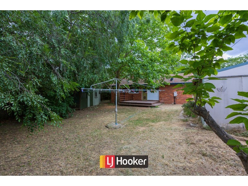 64 Piddington Street, Watson ACT 2602