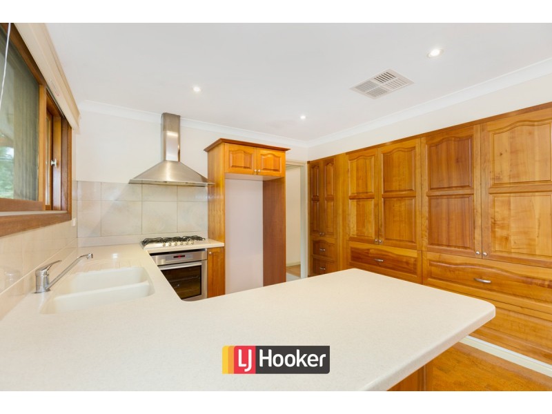 6 Skeats Street, Hackett ACT 2602
