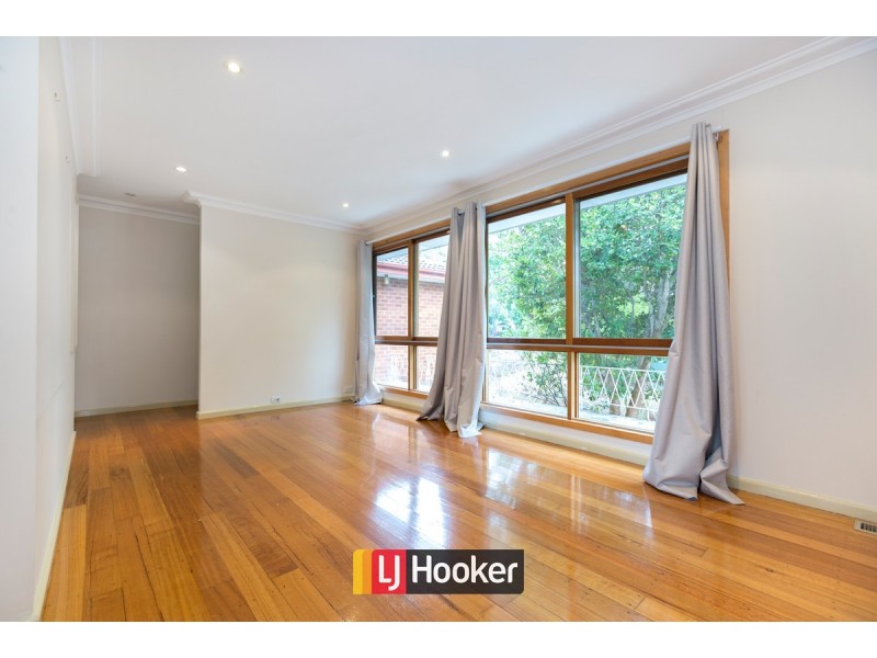 6 Skeats Street, Hackett ACT 2602