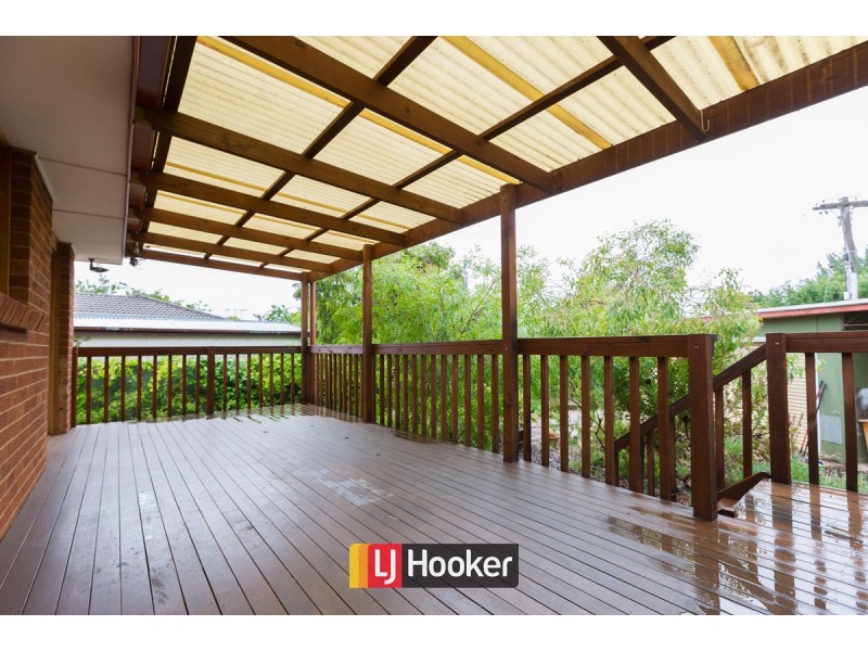 6 Skeats Street, Hackett ACT 2602