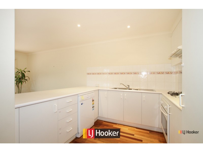 8/21 Aspinall Street, Watson ACT 2602