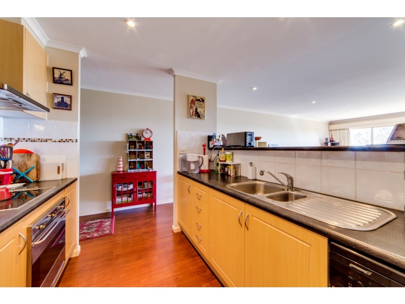 4/34 Leahy Close, Narrabundah ACT 2604