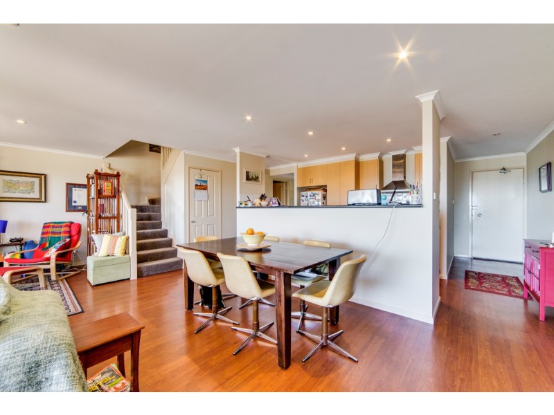 4/34 Leahy Close, Narrabundah ACT 2604