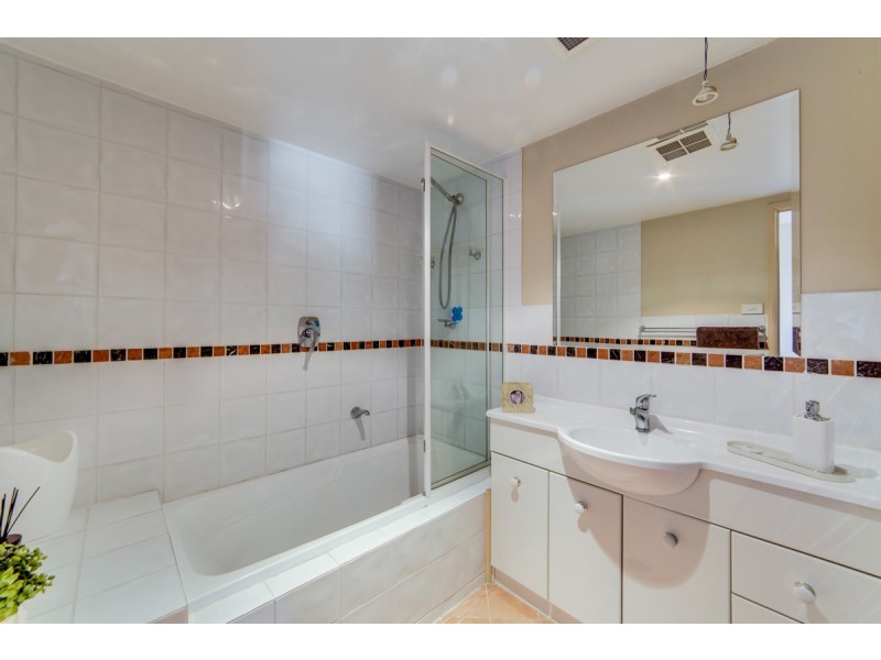 4/34 Leahy Close, Narrabundah ACT 2604