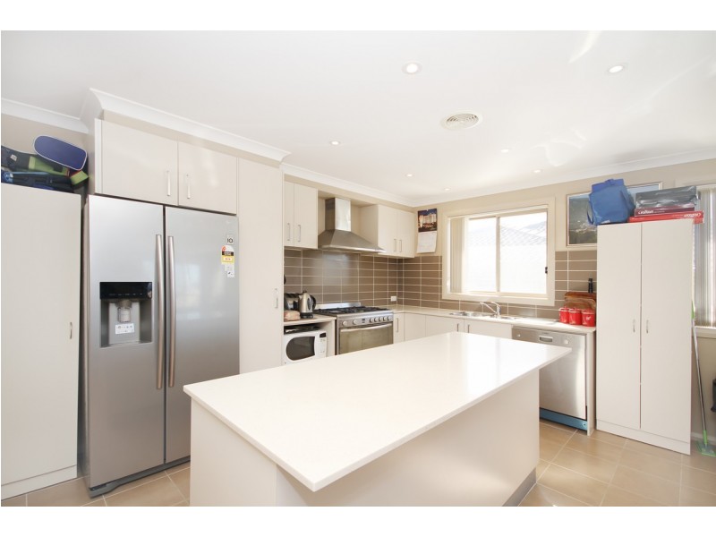 9 Dinah Street, Bonner ACT 2914