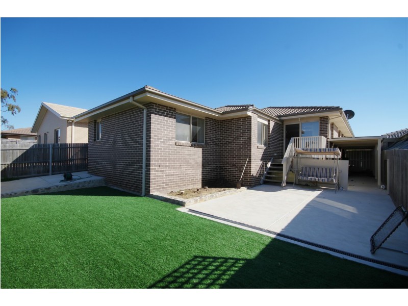 9 Dinah Street, Bonner ACT 2914
