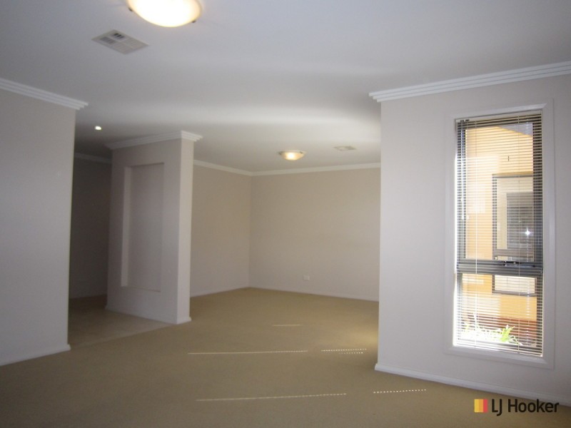 51 Kinloch Circuit, Bruce ACT 2617