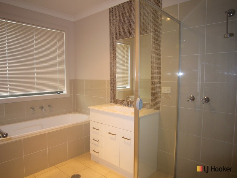 51 Kinloch Circuit, Bruce ACT 2617
