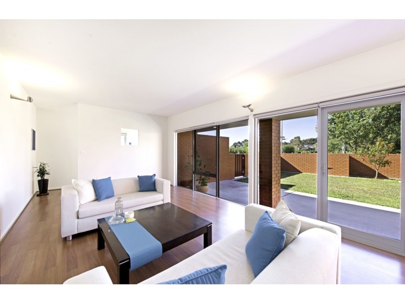 32 Mary Kitson Street, Watson ACT 2602