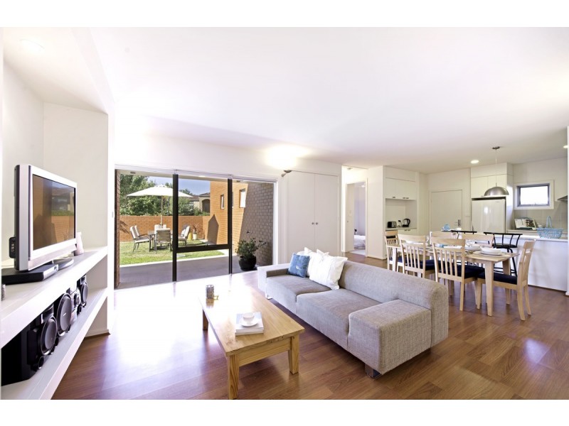 32 Mary Kitson Street, Watson ACT 2602