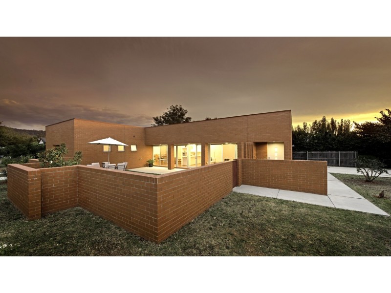 32 Mary Kitson Street, Watson ACT 2602