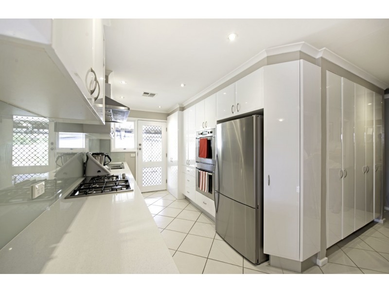13 Degraves Crescent, Wanniassa ACT 2903