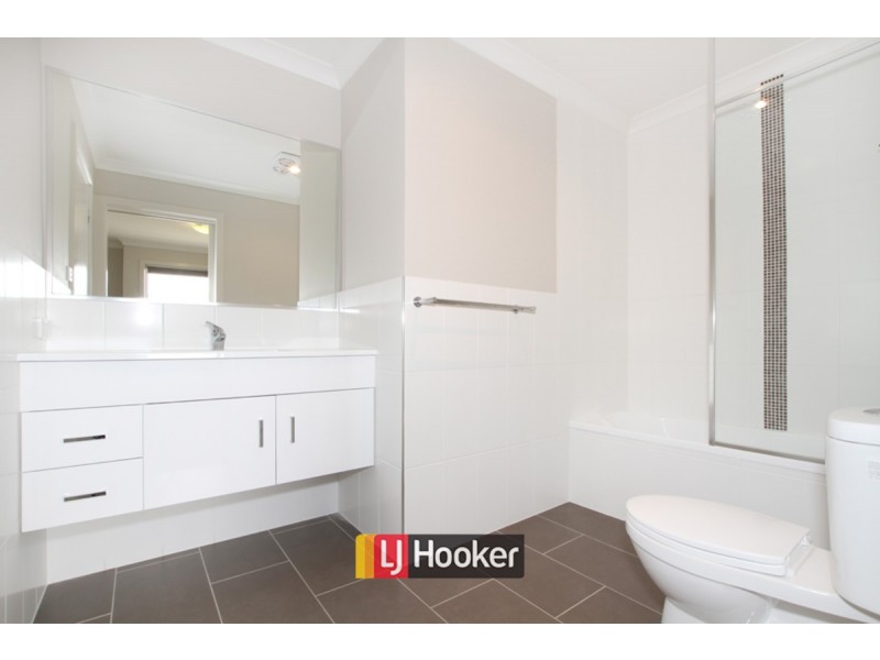 19 Galore Street, Crace ACT 2911