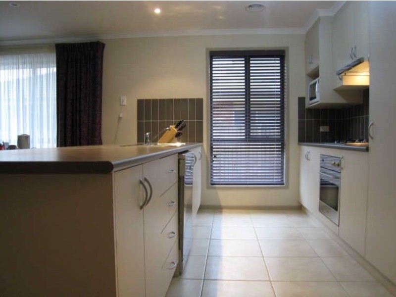 44 Mary Kitson Street, Watson ACT 2602