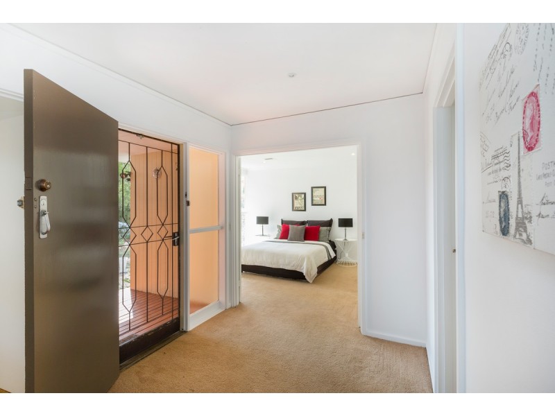 4 Edkins Street, Downer ACT 2602