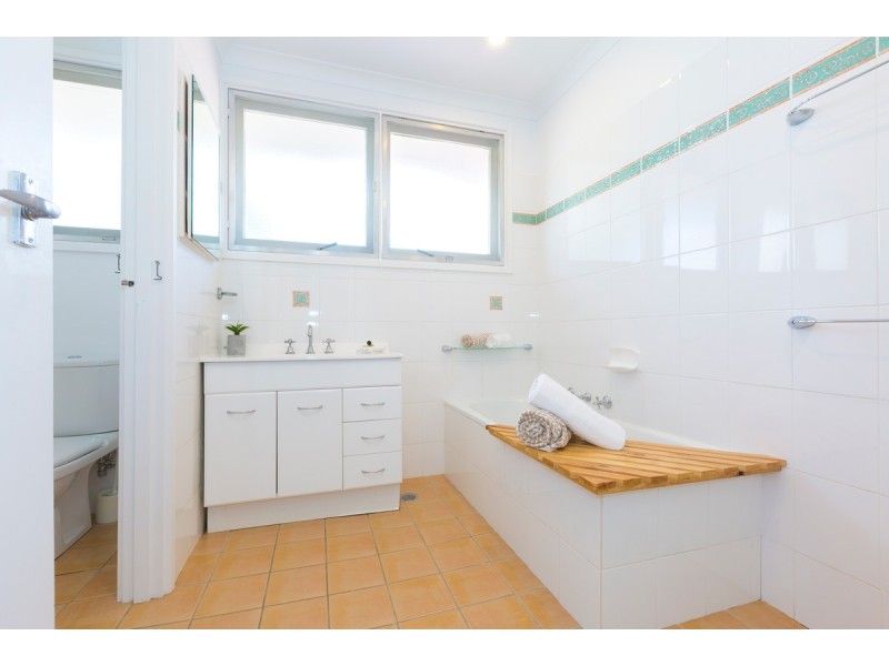 4 Edkins Street, Downer ACT 2602