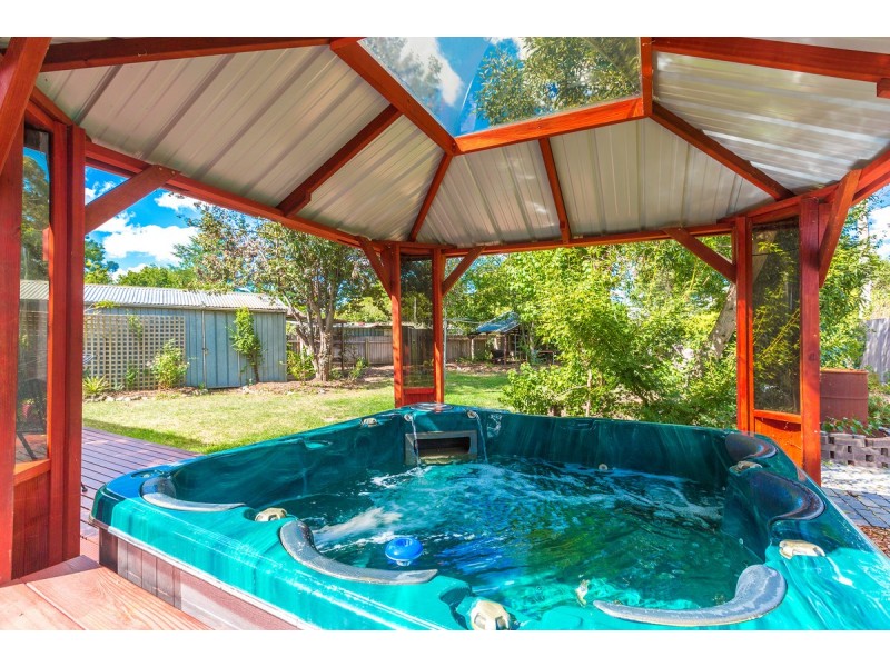 4 Edkins Street, Downer ACT 2602