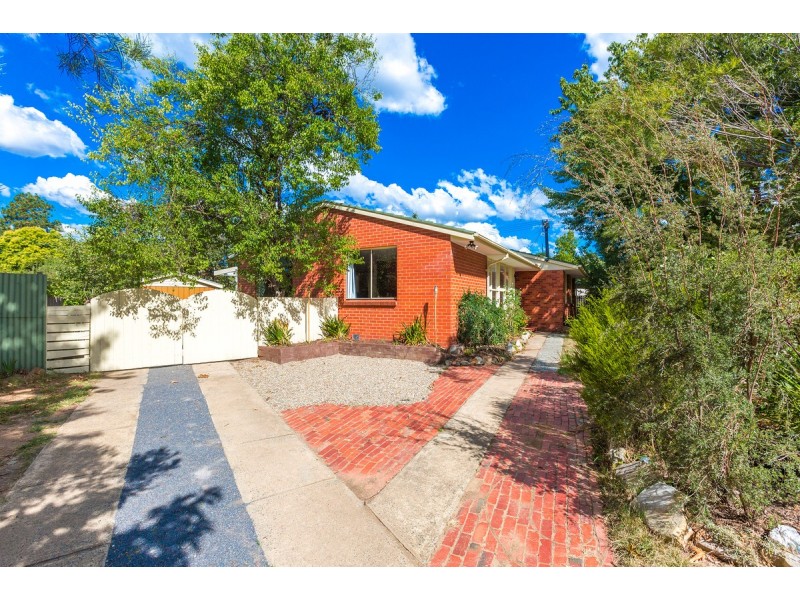 4 Edkins Street, Downer ACT 2602