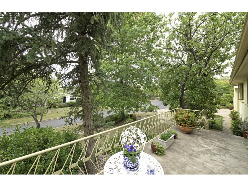 2 Kenny Place, Hackett ACT 2602