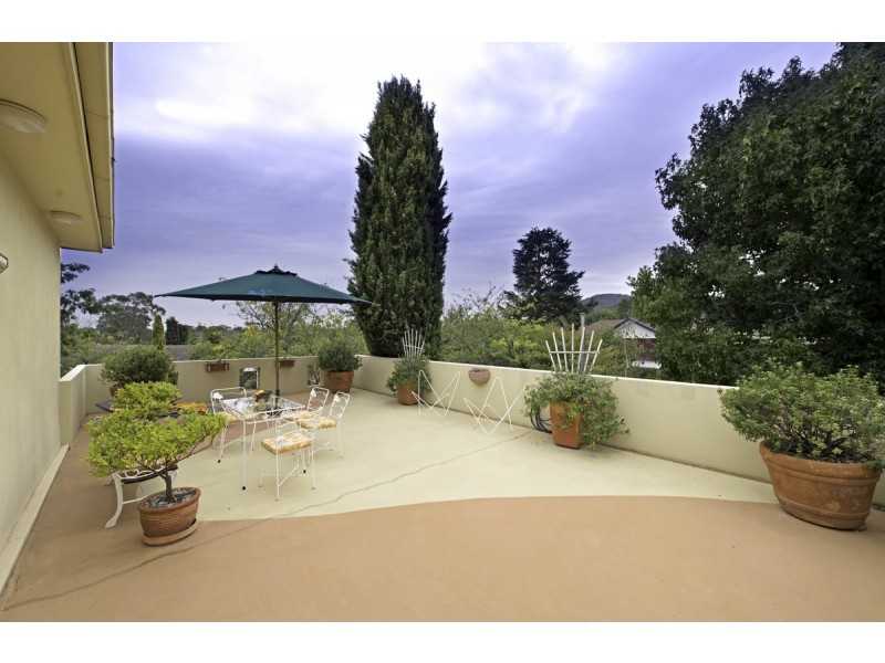 2 Kenny Place, Hackett ACT 2602