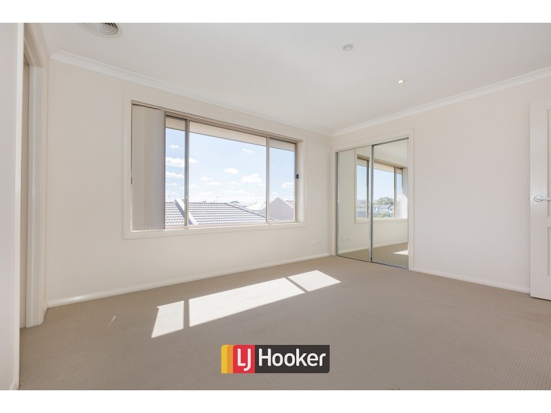 87A Anthony Rolfe Avenue, Gungahlin ACT 2912