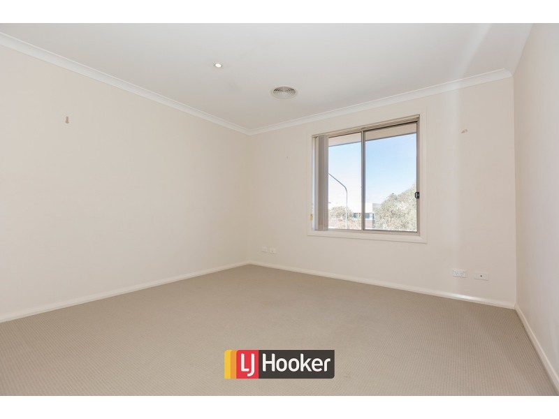 87A Anthony Rolfe Avenue, Gungahlin ACT 2912