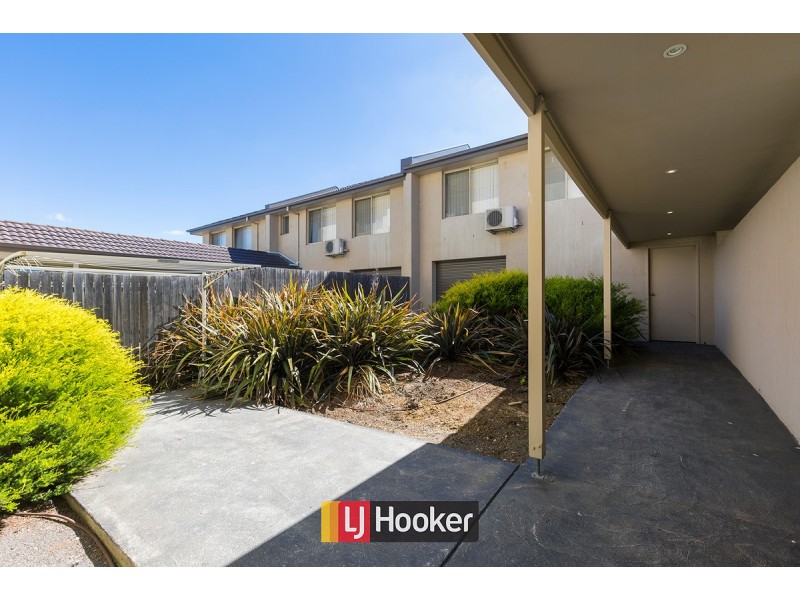 87A Anthony Rolfe Avenue, Gungahlin ACT 2912