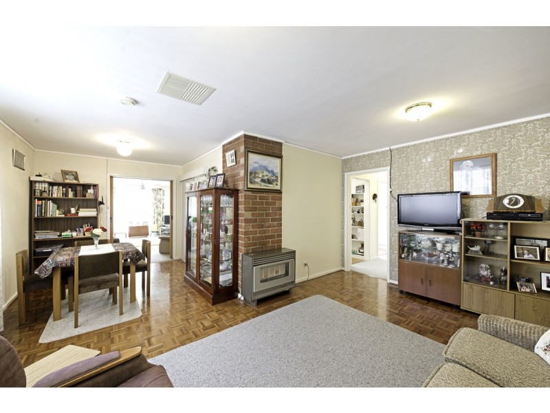 33 Glover Street, Lyneham ACT 2602