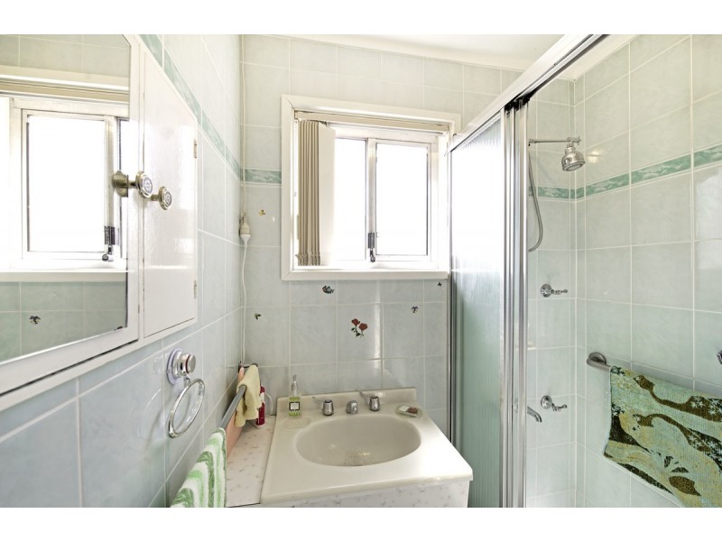 33 Glover Street, Lyneham ACT 2602