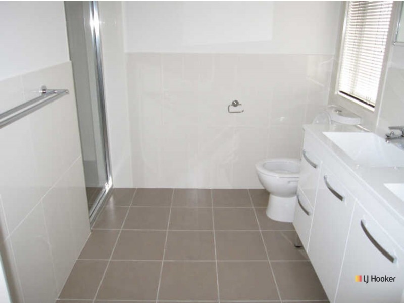 5 Santospirito Street, Forde ACT 2914