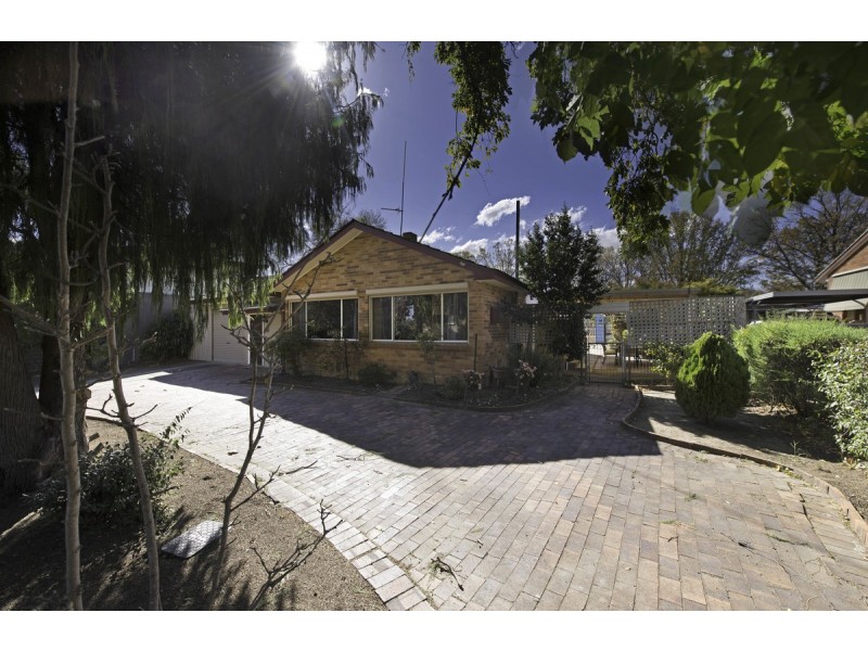 28 Higinbotham Street, Watson ACT 2602