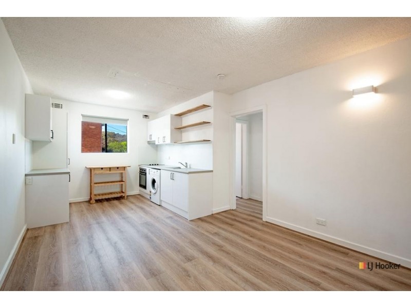 14/127 Rivett Street, Hackett ACT 2602