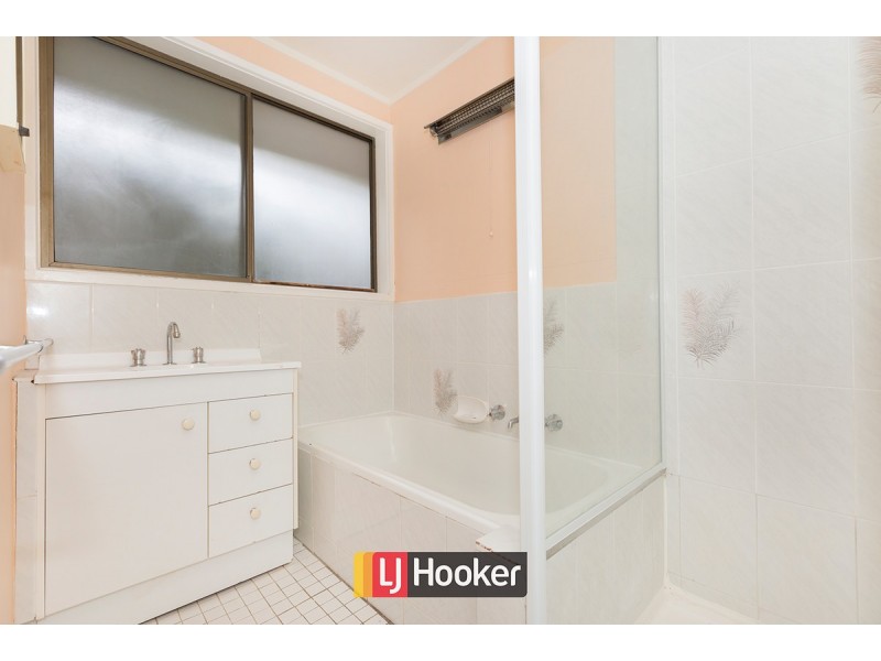 28 Gairdner Circuit, Kaleen ACT 2617