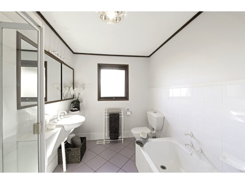 24 Moroney Street, Fraser ACT 2615