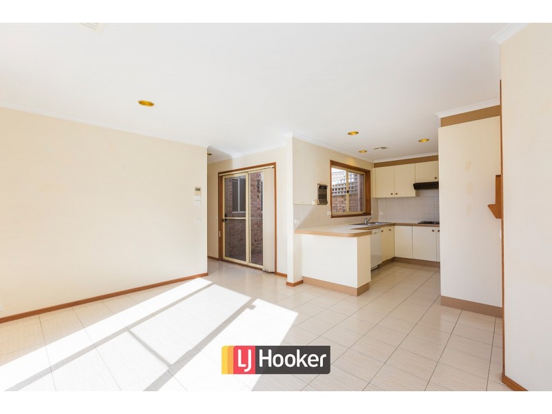 1 Medworth Crescent, Lyneham ACT 2602