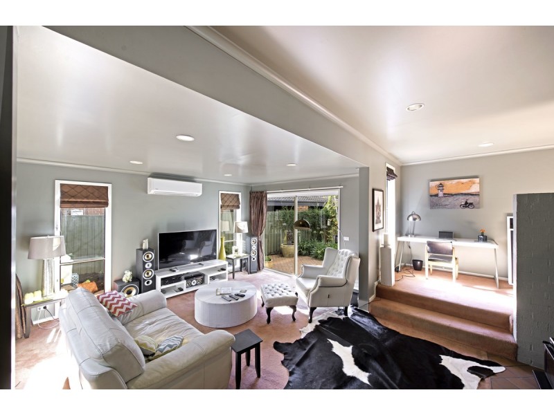 1 Bates Street, Dickson ACT 2602