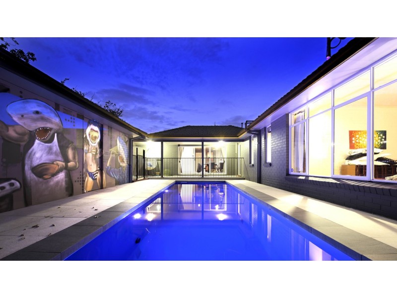 1 Bates Street, Dickson ACT 2602