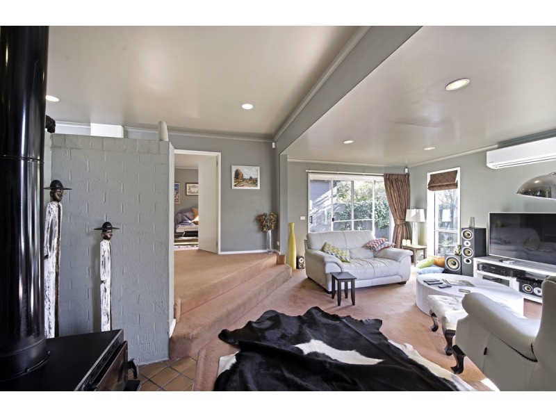 1 Bates Street, Dickson ACT 2602