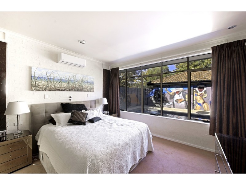 1 Bates Street, Dickson ACT 2602